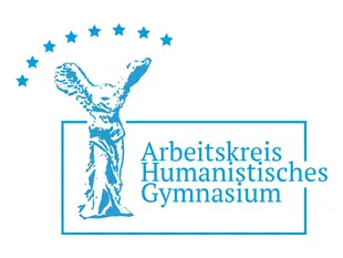Blaues Logo des Arbeitskreises Humanistisches Gymnasium mit geflügelter Figur.